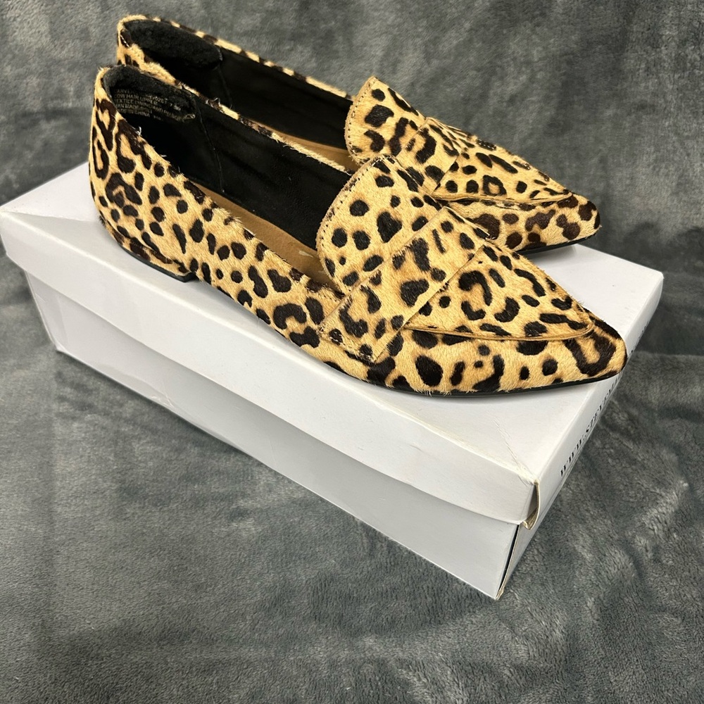 Steve Madden Leopard Print Flats